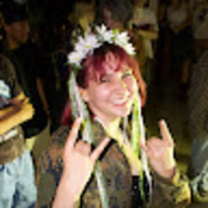 Meet your Posher, Ella